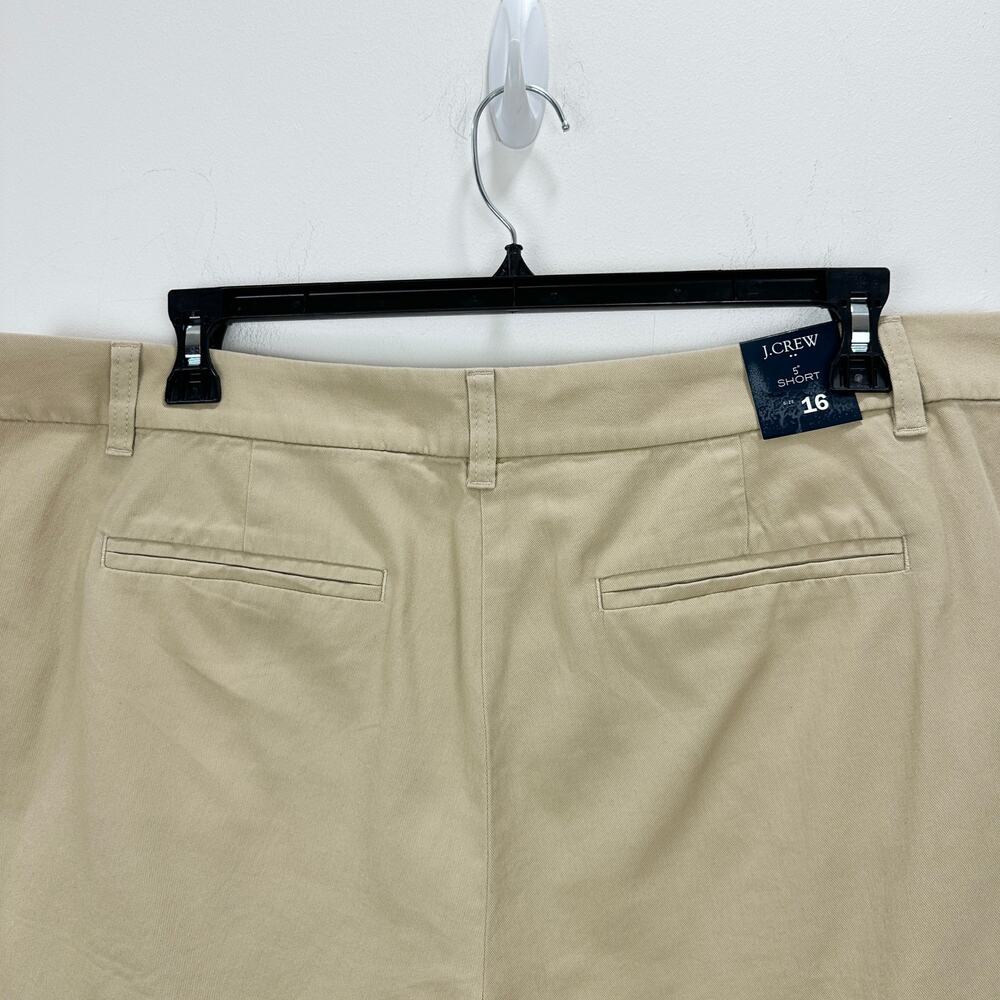 J.Crew 5" Classic Chino Short Light Khaki Preppy Coastal Vacation US 16 NWT - Picture 9 of 12